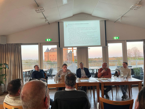 va-alv-knzrv-13-april-2023-bestuurstafel-voor-muiderslot va-alv-knzrv-13-april-2023-bestuurstafel-voor-muiderslot